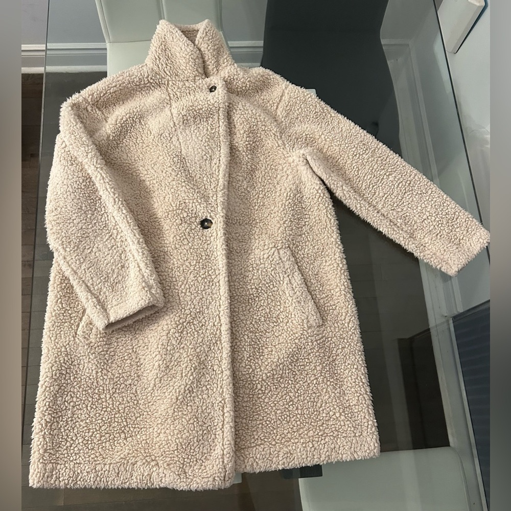 Teddy Jacket- Uniqlo - Picture 2 of 4